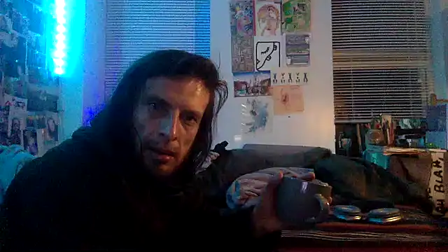 Snapshot of DownstairsSky chatting on 22, 12, 2024 DownstairsSky online show from 22, 12, 2024