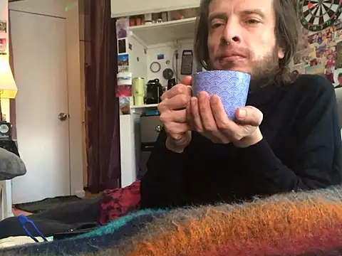 Snapshot of DownstairsSky chatting on 26, 1, 2025 DownstairsSky online show from 26, 1, 2025