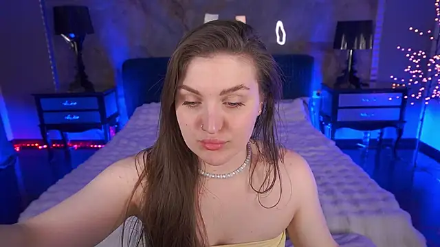 EmmyCharmm online show from 16, 6, 2026