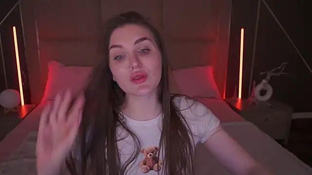 EmmyCharmm online show from 24, 3, 2026