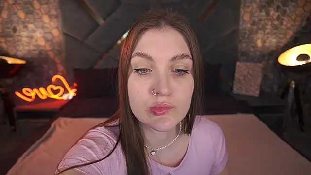 EmmyCharmm online show from 2, 10, 2025