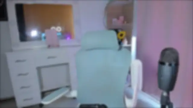 Snapshot of Olivia_xd_ chatting on 1, 2, 2025 Olivia xd online show from 1, 2, 2025