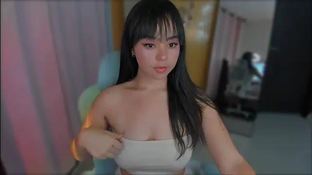 Snapshot of Olivia_xd_ chatting on 13, 10, 2025 Olivia xd online show from 13, 10, 2025