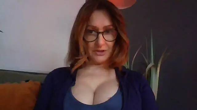 Princessviaa online show from 12, 2, 2026