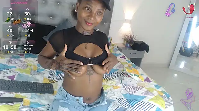 AshlieGreen1 online show from 6, 3, 2025