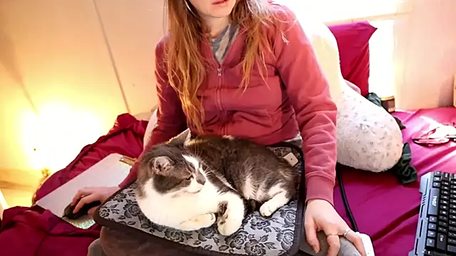 xxpixeyxx online show from 15, 12, 2025