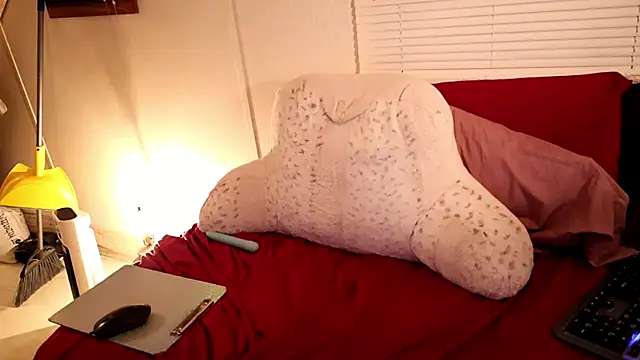 xxpixeyxx online show from 15, 12, 2025