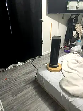 demonslayerr999 online show from 8, 11, 2025