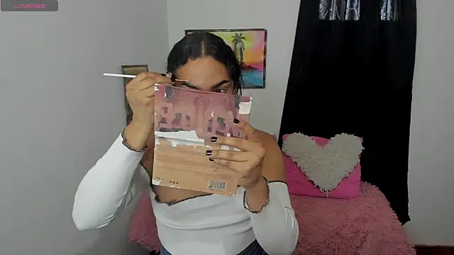 Andrys  online show from 7, 11, 2025