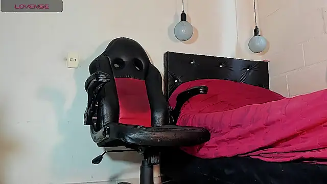 Snapshot of FuckHardlove chatting on 25, 9, 2025 FuckHardlove online show from 25, 9, 2025
