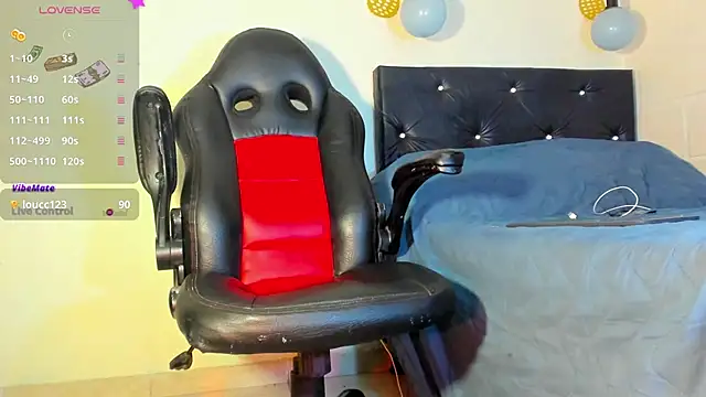 Snapshot of FuckHardlove chatting on 13, 2, 2025 FuckHardlove online show from 13, 2, 2025