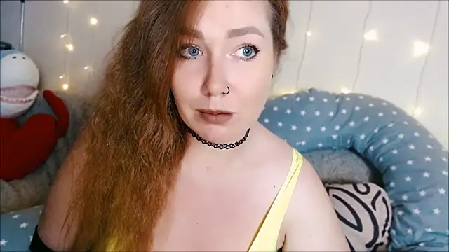 Snapshot of tia_meow chatting on 2, 4, 2026 tia meow online show from 2, 4, 2026