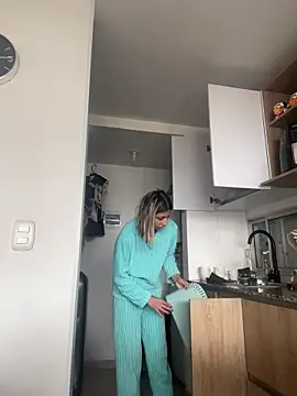 Ameellie online show from 2, 12, 2025