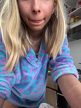 Ameellie online show from 1, 11, 2025