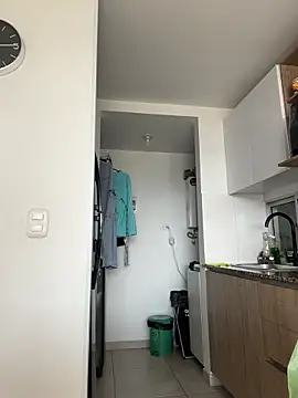 Ameellie online show from 4, 11, 2025