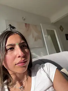 Ameellie online show from 8, 5, 2026