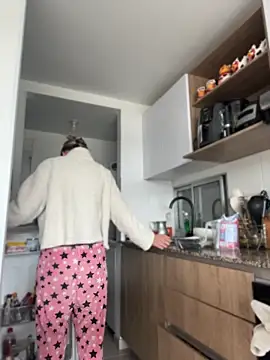 Ameellie online show from 11, 4, 2026