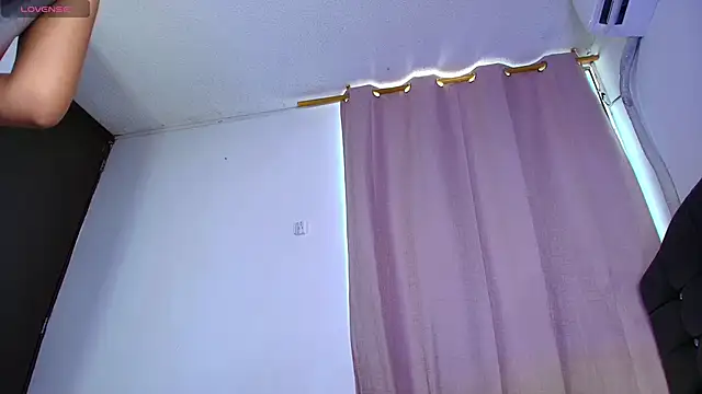 Mia depp online show from 19, 5, 2026