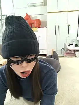 I AM NOT A SLUT online show from 5, 12, 2025