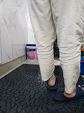 I AM NOT A SLUT online show from 31, 10, 2025