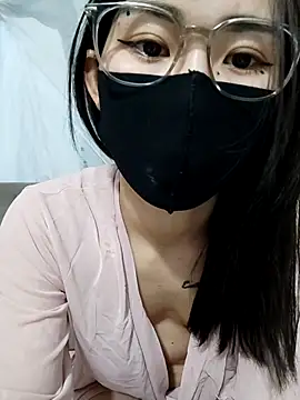 I AM NOT A SLUT online show from 22, 2, 2025