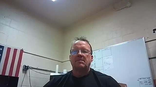 Cockrub1 online show from 4, 12, 2025