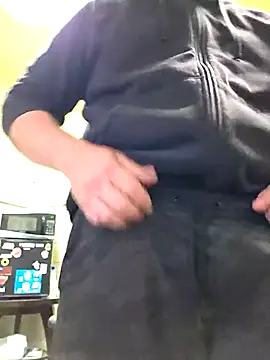 Snapshot of Cockrub1 chatting on 6, 5, 2026 Cockrub1 online show from 6, 5, 2026