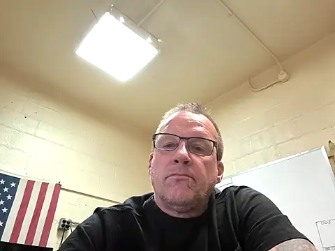 Snapshot of Cockrub1 chatting on 14, 4, 2026 Cockrub1 online show from 14, 4, 2026