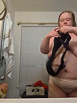 virgieblanca online show from 6, 4, 2026