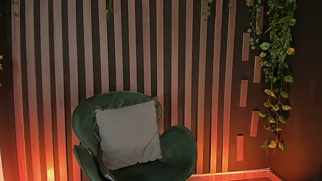Kleeopatra  online show from 8, 2, 2025