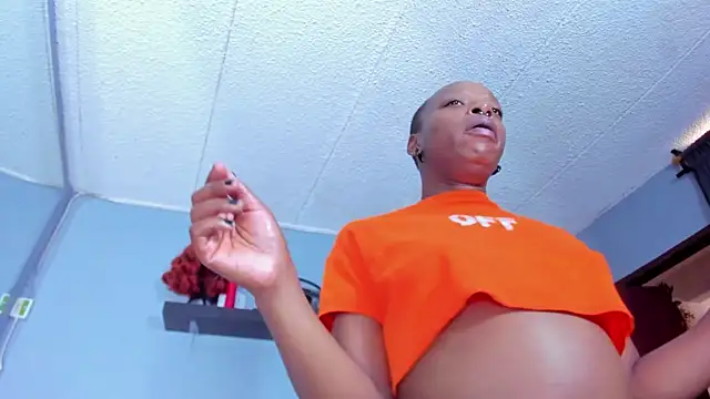 Coco Kiss online show from 15, 5, 2026