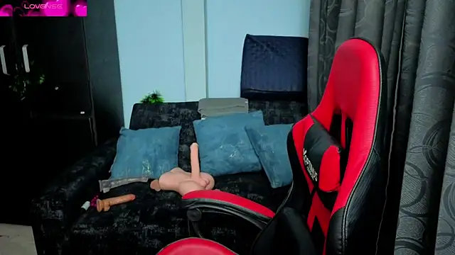 charlotee lovee69 online show from 15, 12, 2025