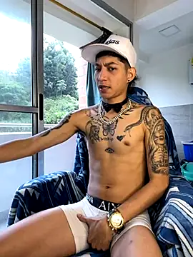 Snapshot of Hardcockboysxxx chatting on 27, 11, 2025 Hardcockboysxxx online show from 27, 11, 2025