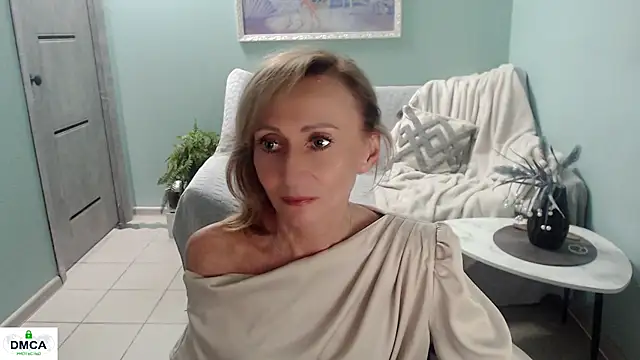 HornyMilf 777 online show from 1, 7, 2026