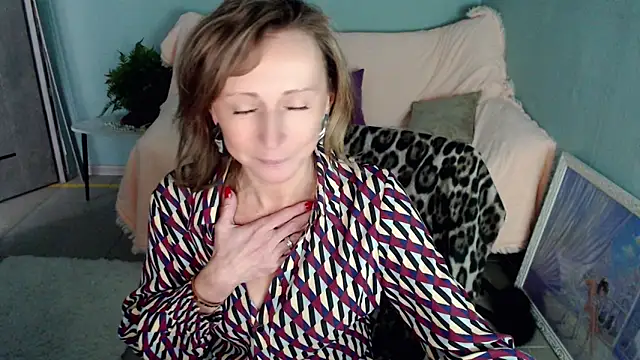 HornyMilf 777 online show from 5, 3, 2025