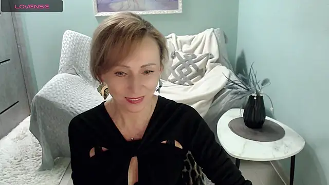 HornyMilf 777 online show from 14, 9, 2025