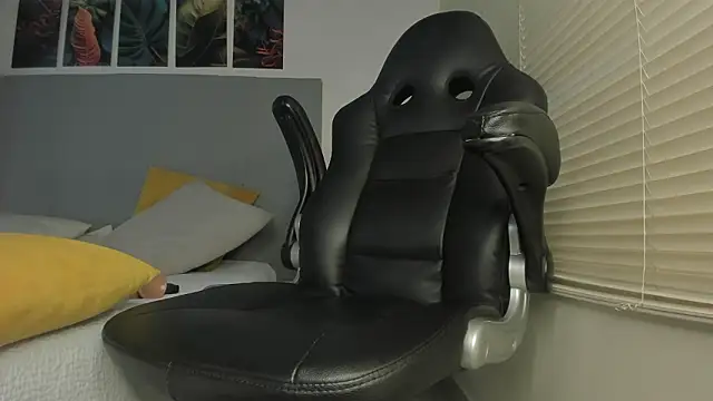  Molly rosse  online show from 4, 2, 2026