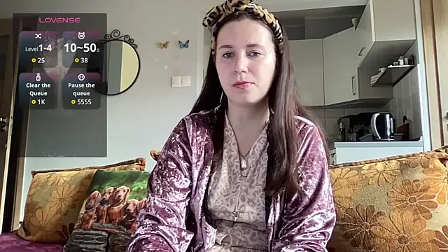 Teylor Love online show from 23, 10, 2025