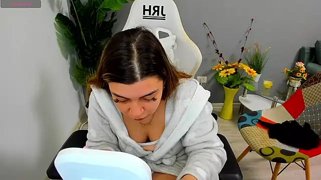 EveEvian online show from 30, 4, 2026