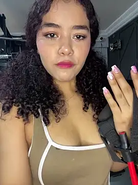 Angela lovee online show from 8, 5, 2026
