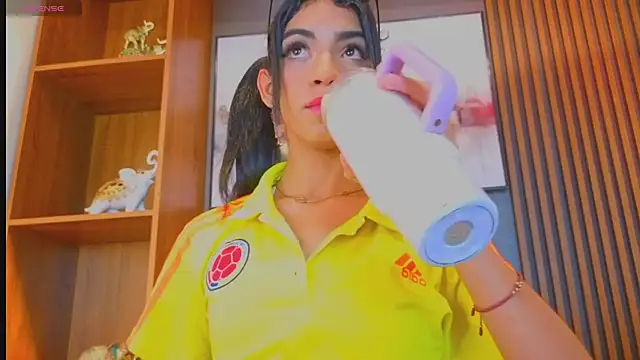 Alahia Rodriguez online show from 3, 7, 2026
