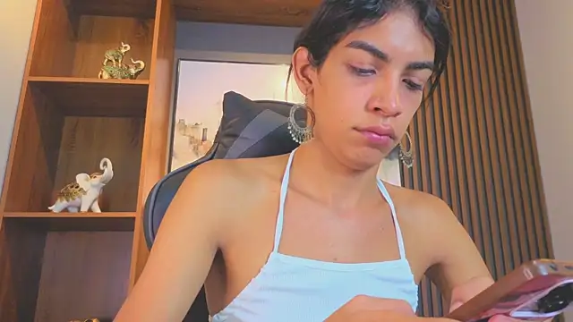 Alahia Rodriguez online show from 22, 7, 2026