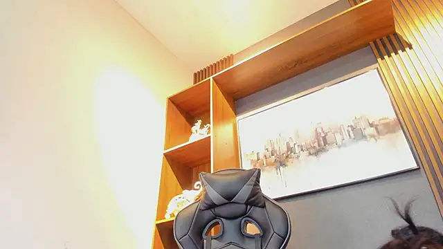 Alahia Rodriguez online show from 6, 2, 2026