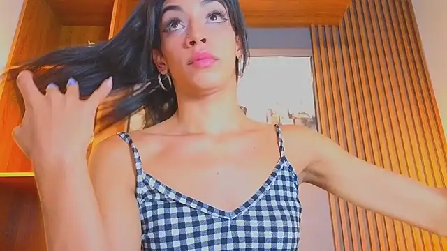 Alahia Rodriguez online show from 18, 6, 2026
