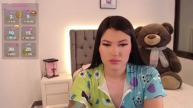 Nicols66 online show from 17, 11, 2025