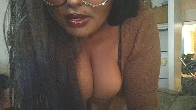 Snapshot of SiminFox chatting on 25, 9, 2025 SiminFox online show from 25, 9, 2025