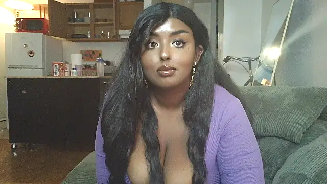Snapshot of SiminFox chatting on 28, 9, 2025 SiminFox online show from 28, 9, 2025