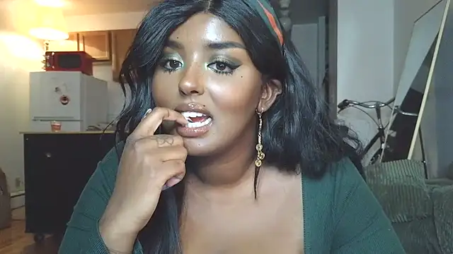 Snapshot of SiminFox chatting on 7, 10, 2025 SiminFox online show from 7, 10, 2025