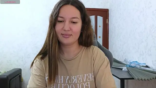 Snapshot of Nelly_Fischer chatting on 24, 4, 2026 Nelly Fischer online show from 24, 4, 2026