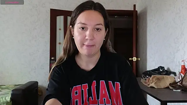 Nelly Fischer online show from 14, 4, 2026